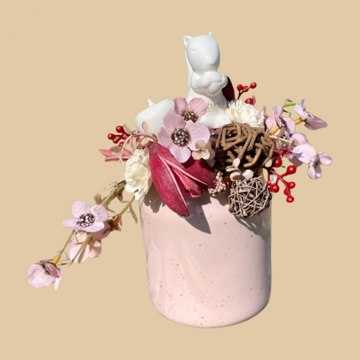 Keramiktopf „Eichhörnchen“ – Herbstdeko in Rosa