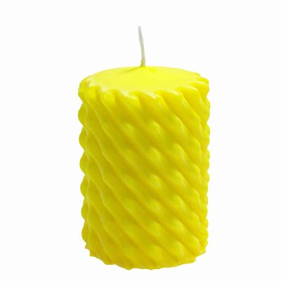 Selbstverlöschende Kerze – handmade in Gelb oder Grün