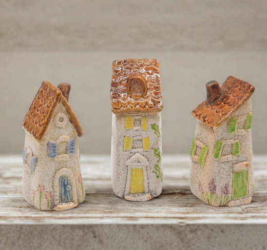 Dekohaus Keramik mit Blumen 11 cm Grün Gelb Blau