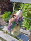 Handgefertigte Keramikvase mit Seidenblumen, Kürbis & Disteln