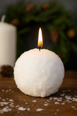 Kugelkerze Schneeball 8 cm & 10 cm – Winterdeko