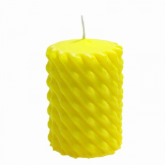 Selbstverlöschende Kerze – handmade in Gelb oder Grün