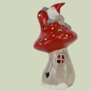 Pilz mit Wichtel mit LED – winterliche Keramik Deko