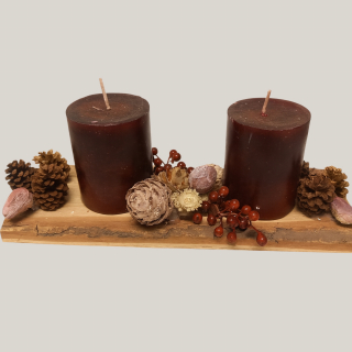 Rustikales Holzbrett 35 cm – Weihnachtsdeko mit Kerzen