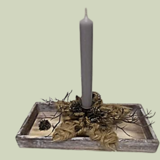 Weihnachtlich dekoriertes Tablett 28 cm – Deko mit Stern